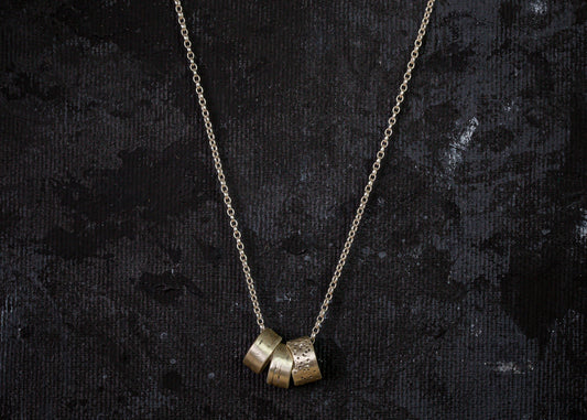 Float Neckpiece