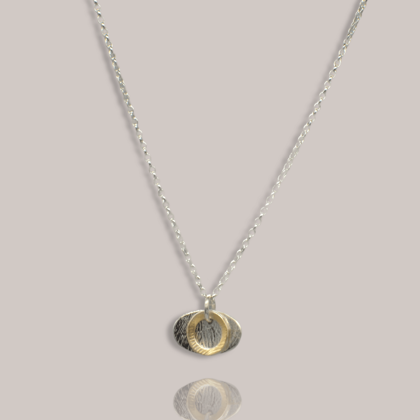 Ribín Oval Pendent Mixed