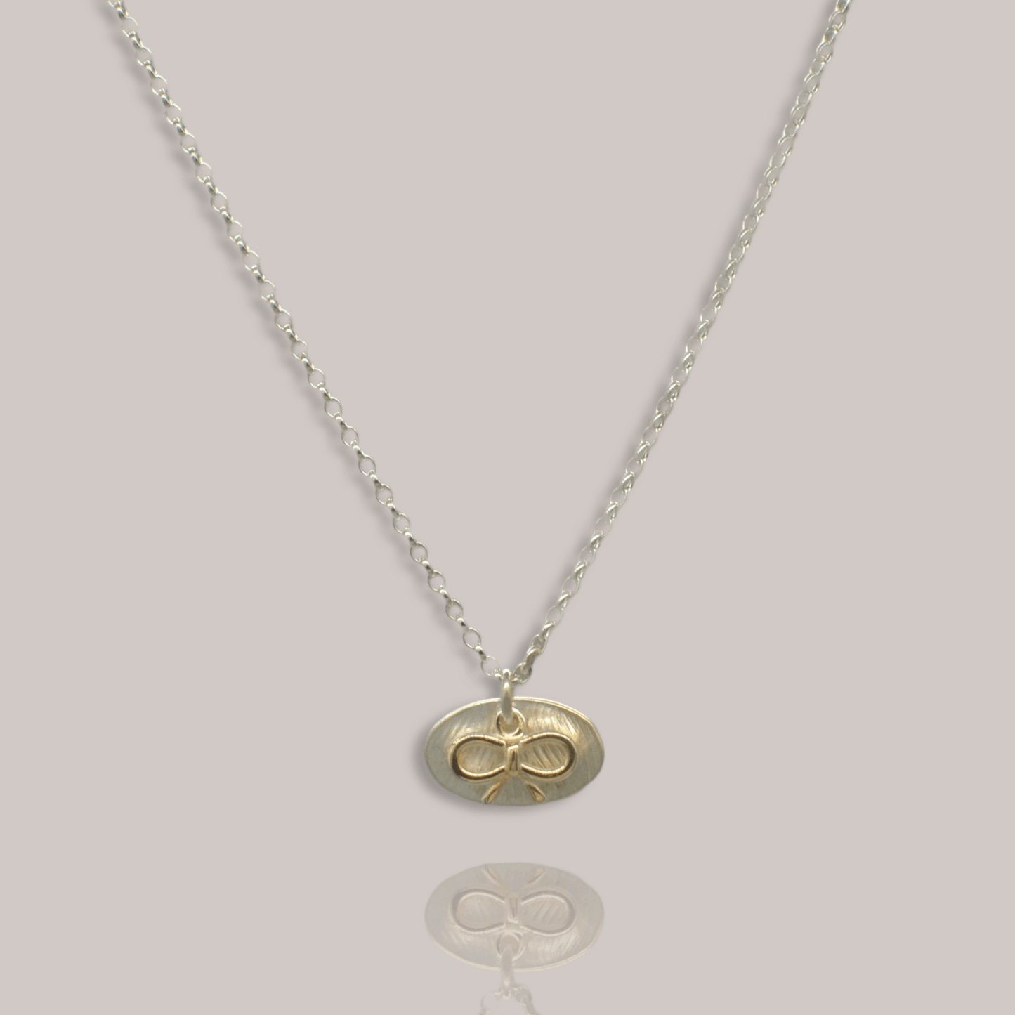 Ribín Oval Bow Pendent Mixed